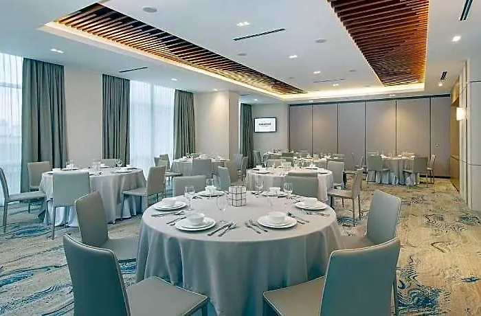 Somerset Valero Makati فندق 5*