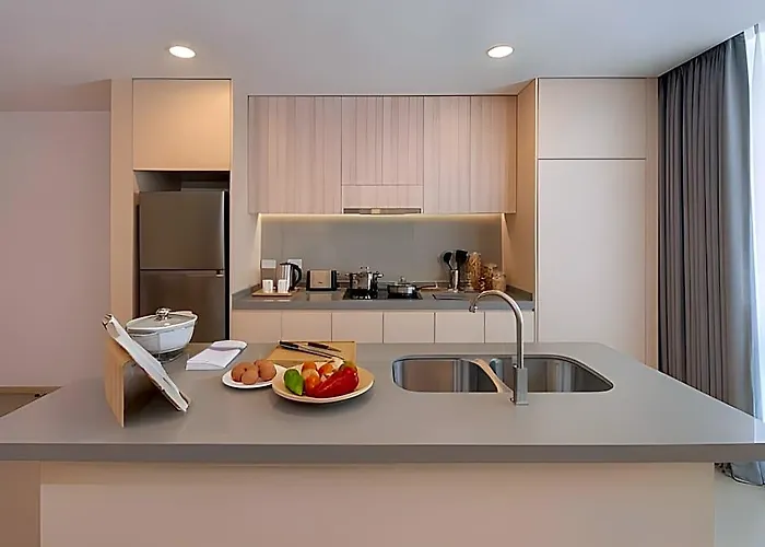 Somerset Valero Makati 5*